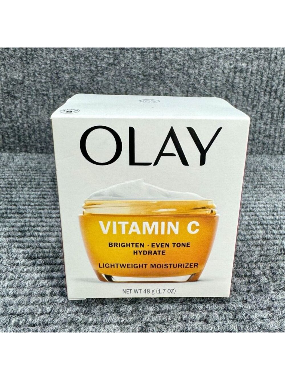 Olay Vitamin C Lightweight Moisturizer Brighten Even Tone 48g 1.7fl.oz NEW